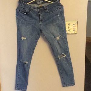 ASOS DISTRESSED JEAN size 6 skinny